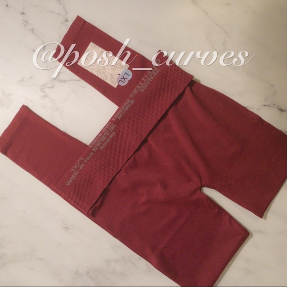 Zenana Seamless High-Waist Tummy Control Leggings: Cabernet Red | Size L/XL NWT. - Picture 7 of 10